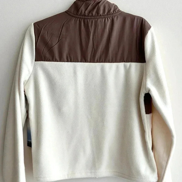 BearPaw Outdoors Polar Fleece Zip Up Jacket, Taupe/Cream, Size Medium - Picture 16 of 16